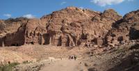 2009 12 - conf in Amman (Jordan) - view of the Royal Tombs in Petra.jpg 6.0K